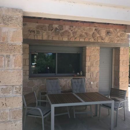Πέτρινη Κατοικία Στην Αίγινα - Stone House In Aigina Khloi Kültér fotó